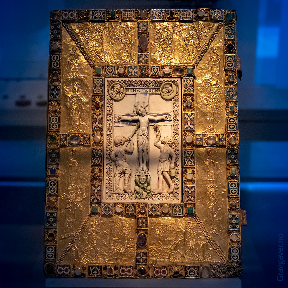 Echternach: Codex aureus, Germanisches Nationalmuseum