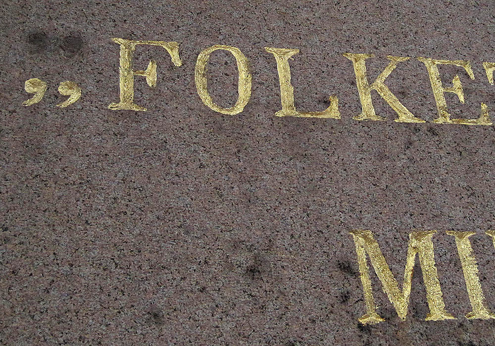 Rytterstatuen av kong Karl Johan på Slottplassen i Oslo
