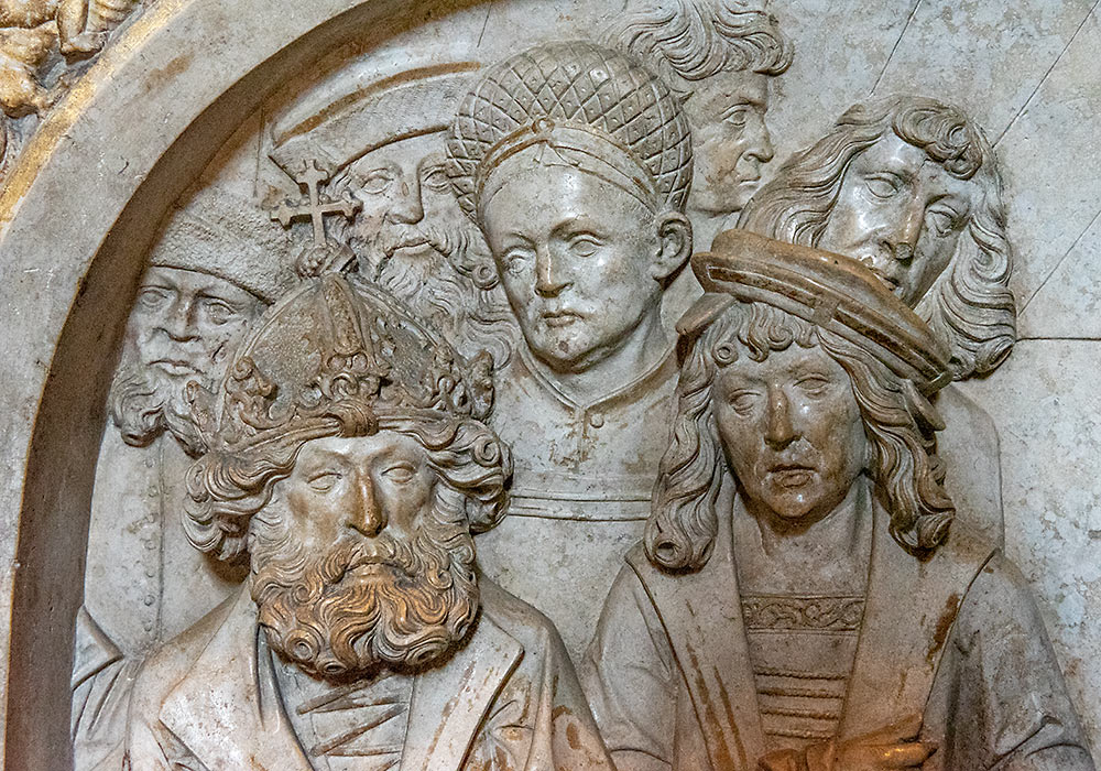 bamberg-katedralen: sarkofag nærbilde