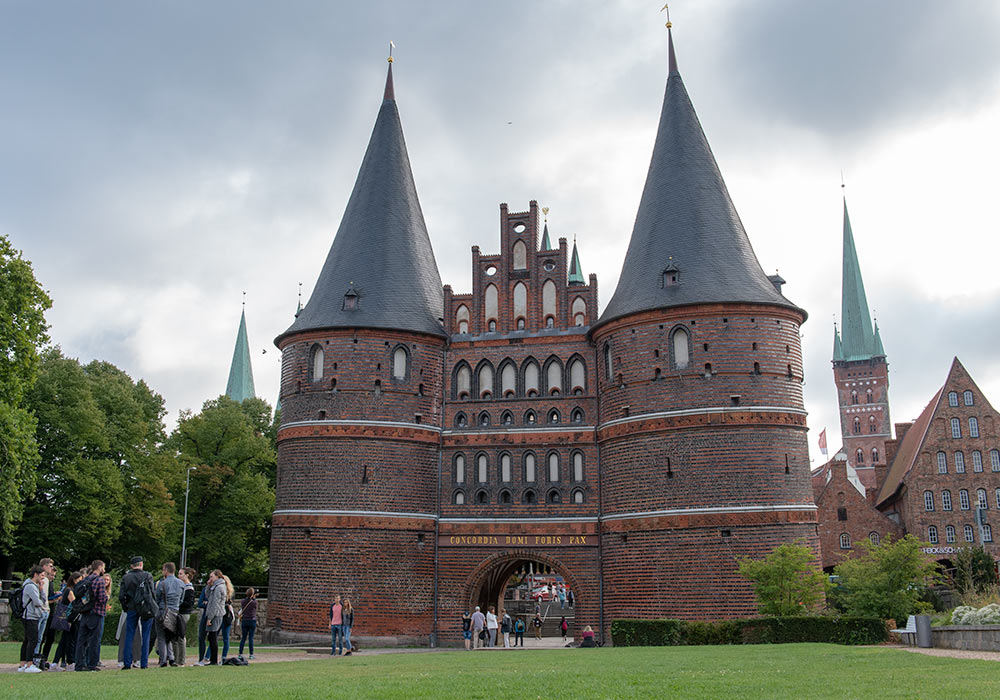 lübeck holstentor