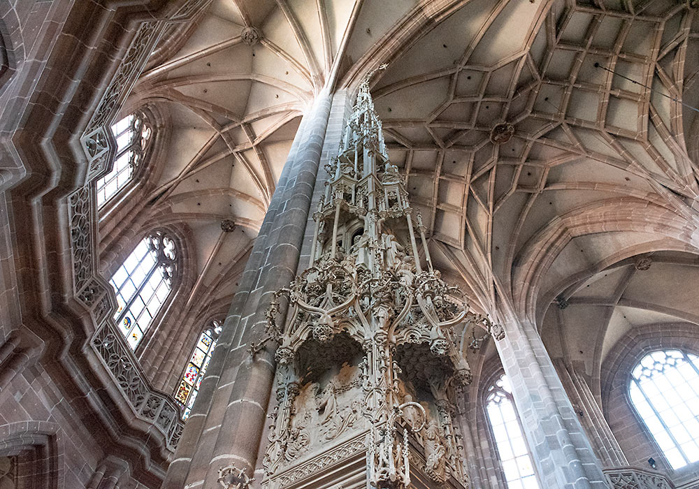 Lorenzkirken i Nürnberg