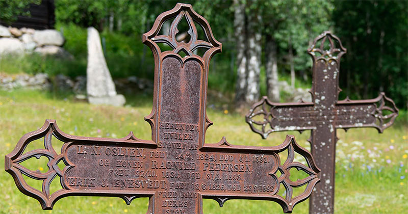 Jernkors Uvdal stavkirke (støpejern)